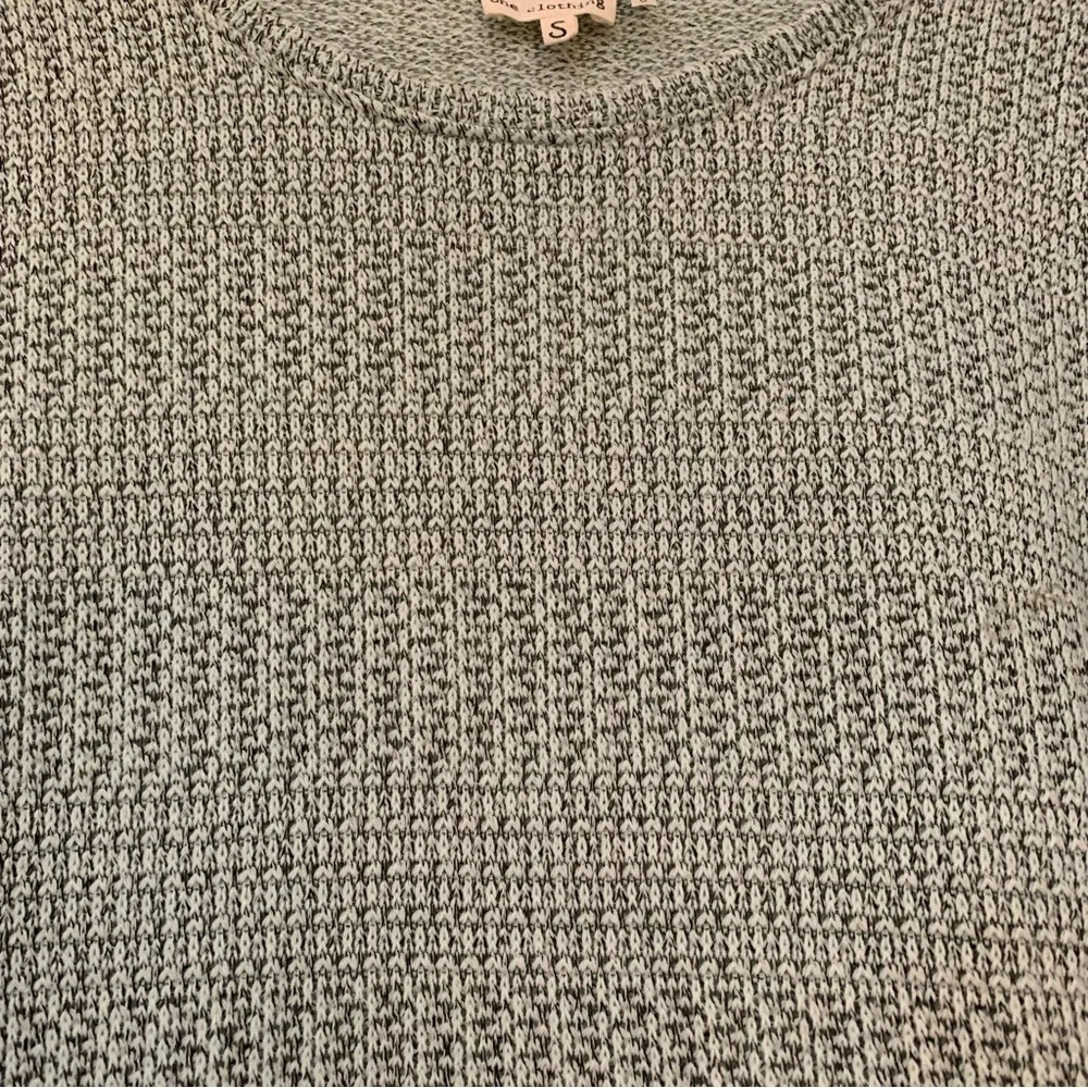 🔵 2/$22❗️Lightweight Mint Green Juniors Small Pullover Knit Sweater - Picture 4 of 6